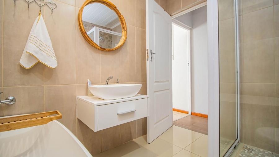 2 Bedroom Property for Sale in Mossel Bay Central Western Cape